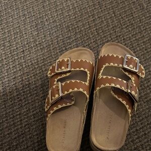 Stylish Brown with Buckle Straps